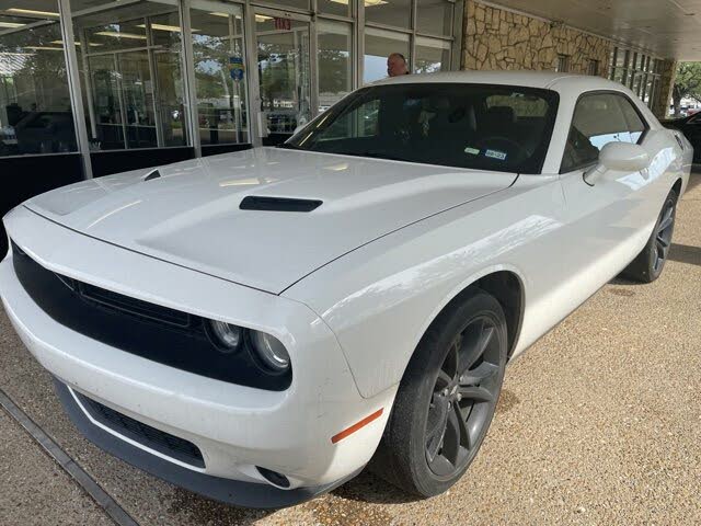 2018 Dodge Challenger SXT Plus RWD