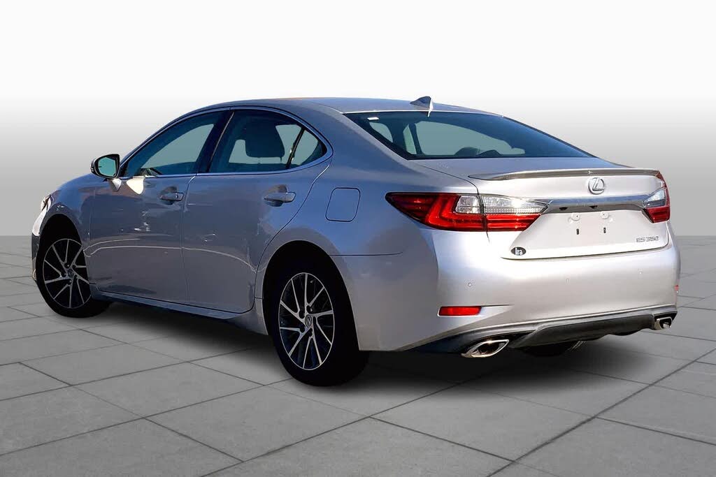 2022 Lexus ES 350