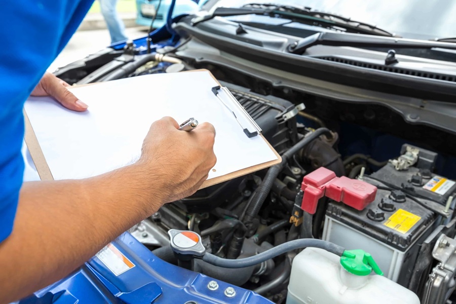 How to Inspect a Car Before Buying