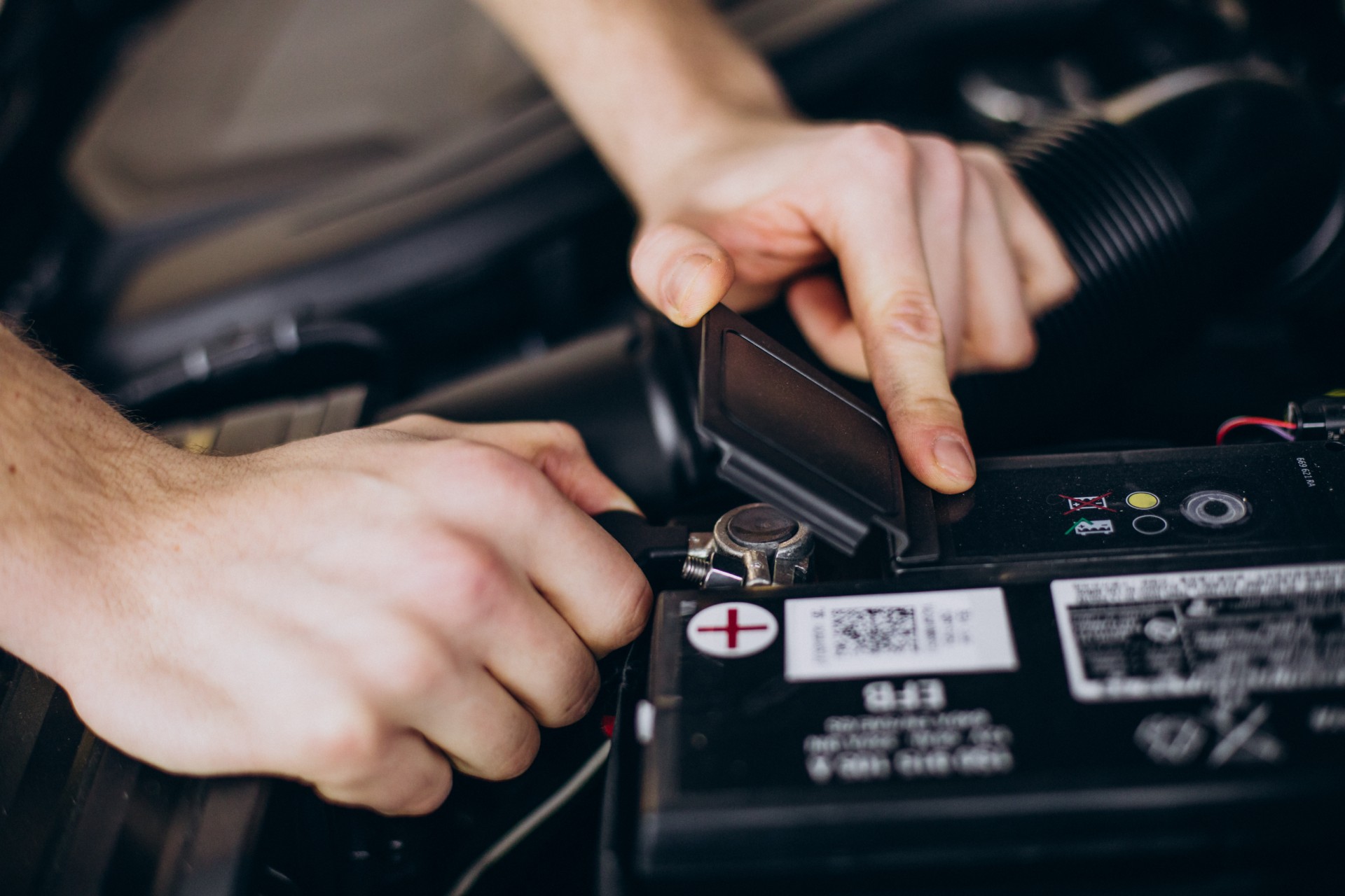 How to Safely and Effectively Charge a Car Battery