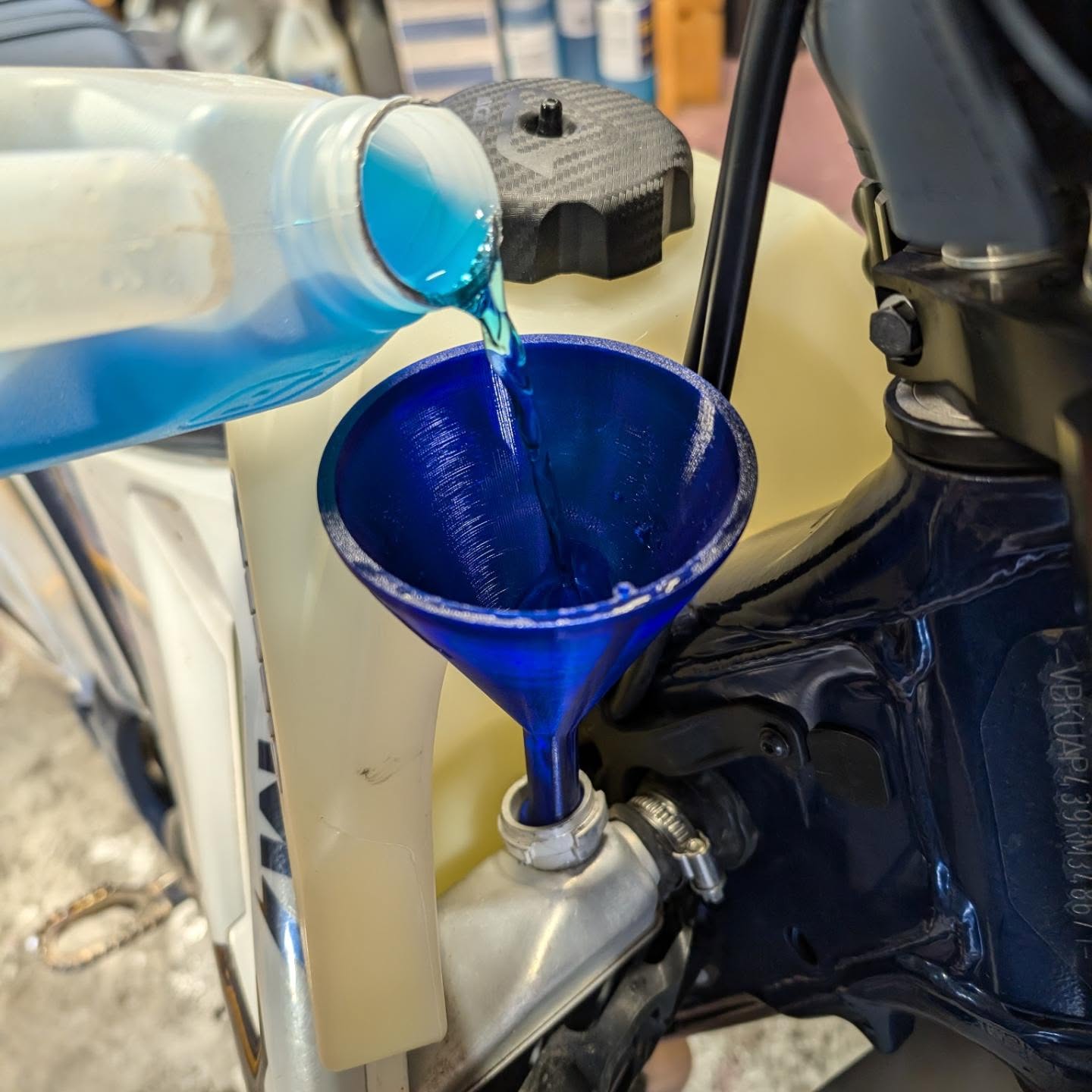 Step-by-Step Guide to Checking Your Coolant Level Safely