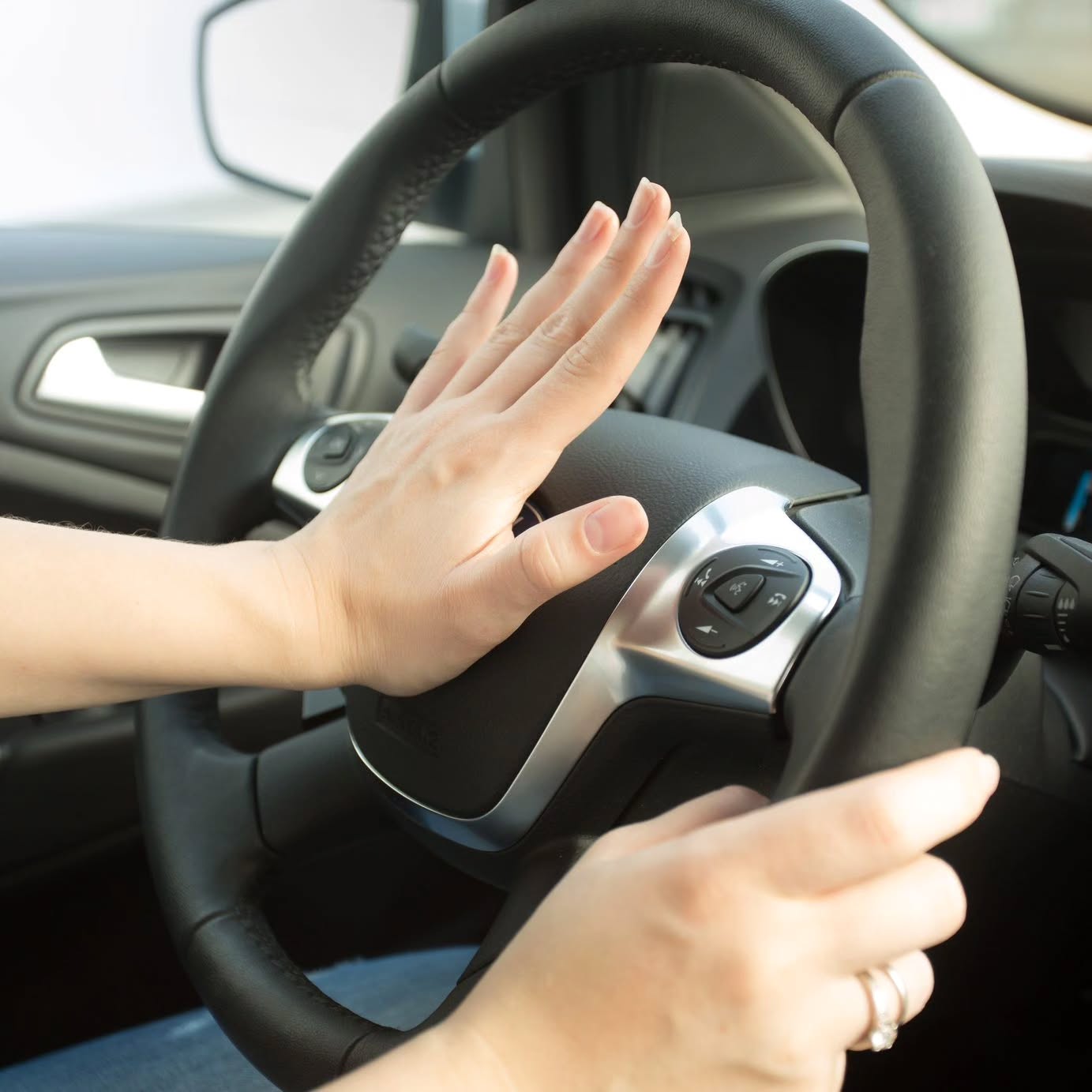 Why Is My Car Horn Not Working? Common Causes and Solutions