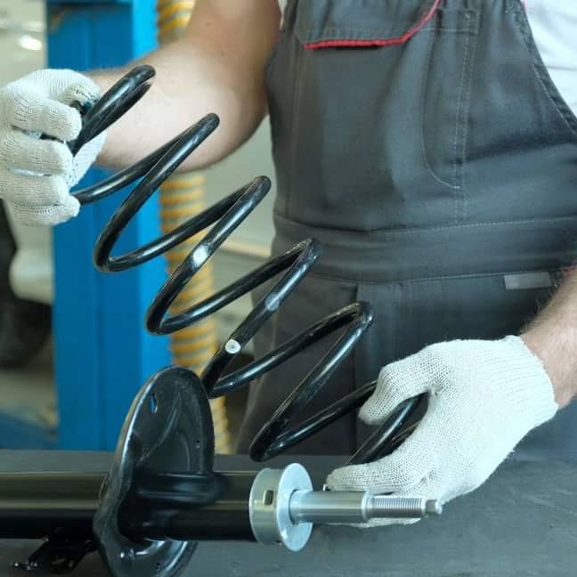 How to Know When It’s Time to Replace Shocks and Struts