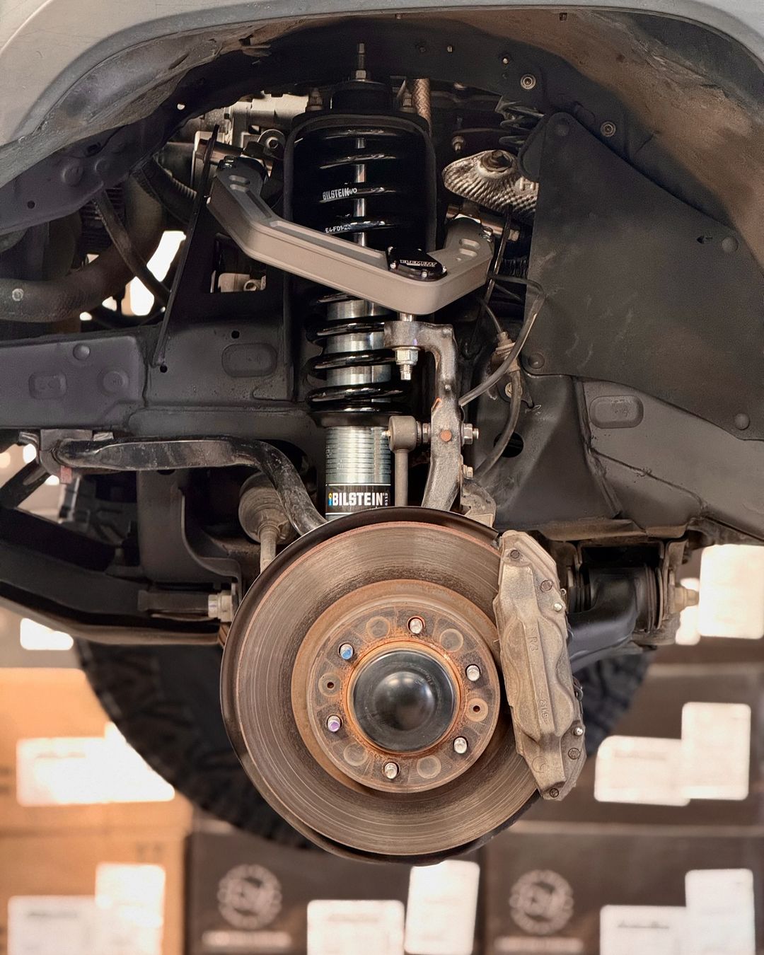 Step-by-Step Guide to Replacing an Upper or Lower Control Arm