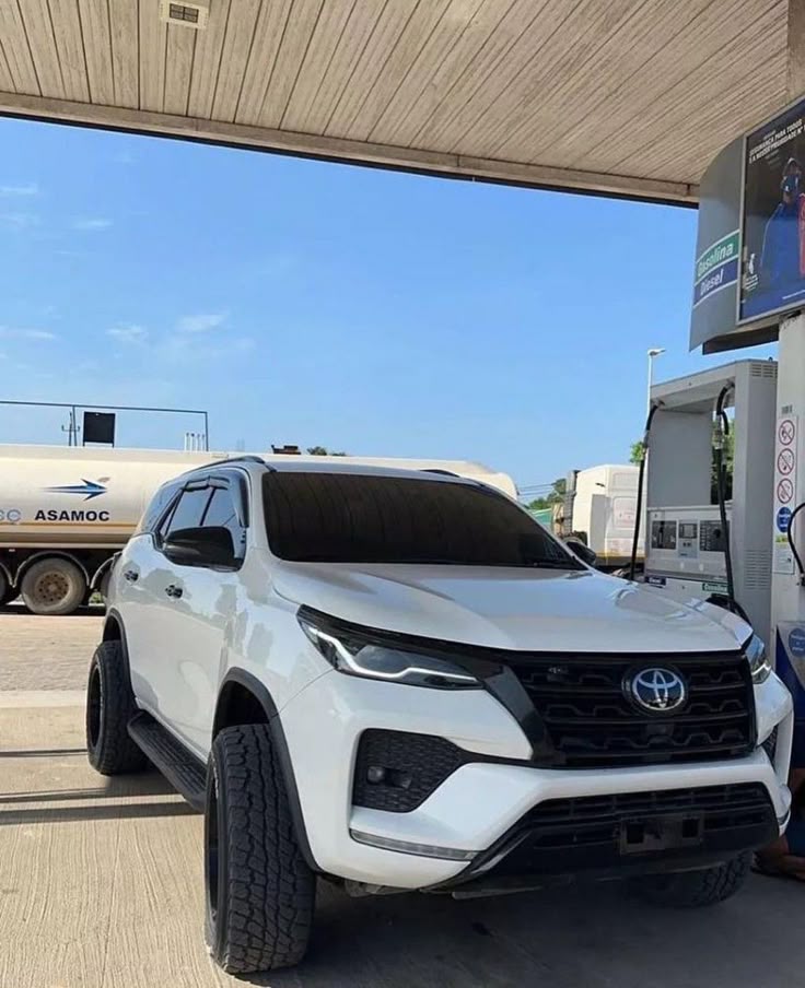 Cars for Sale in Riverside, MO