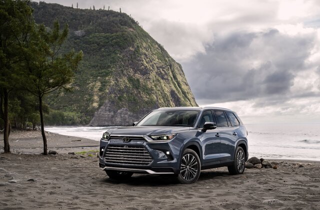 2025 Toyota Grand Highlander Adds LE Trim and Nightshade Edition, Starts at Lower Price