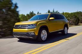2018 Volkswagen Atlas 2.0T Review: Is the V6 Engine Really Necessary?
