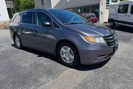 2016 Honda Odyssey Review – Honest Owner Feedback