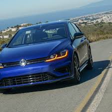 2018 Volkswagen Golf First Look & Photo Gallery