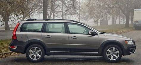 Weekend Warrior Test: Does the 2008 Volvo XC70 Live Up to Its Adventure Claims? | MotorVero