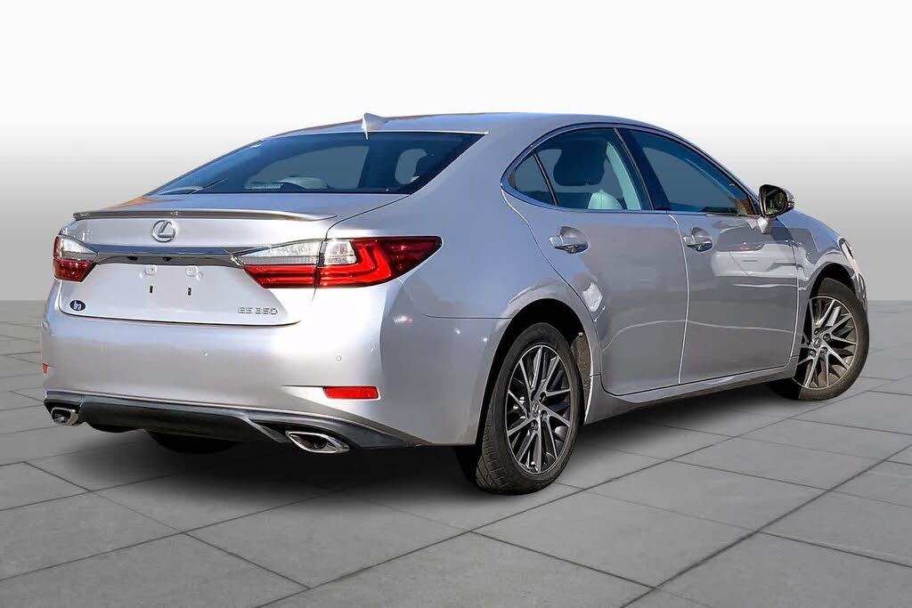 2022 Lexus ES 350