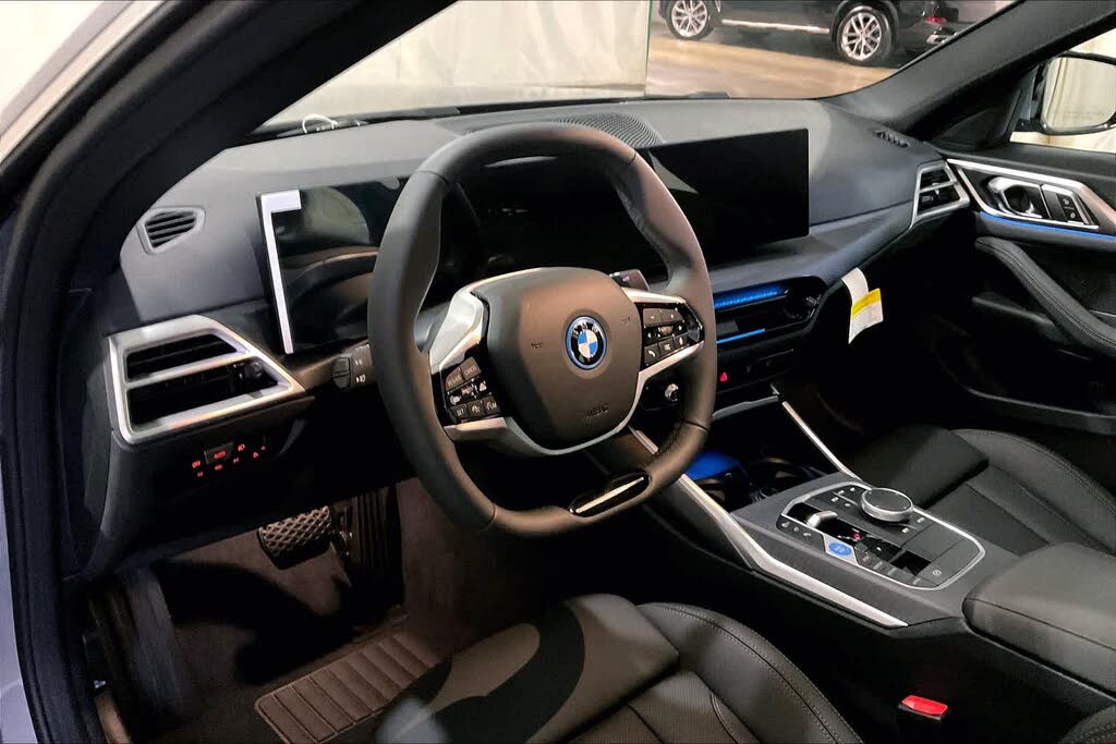 2025 BMW i4 xDrive40