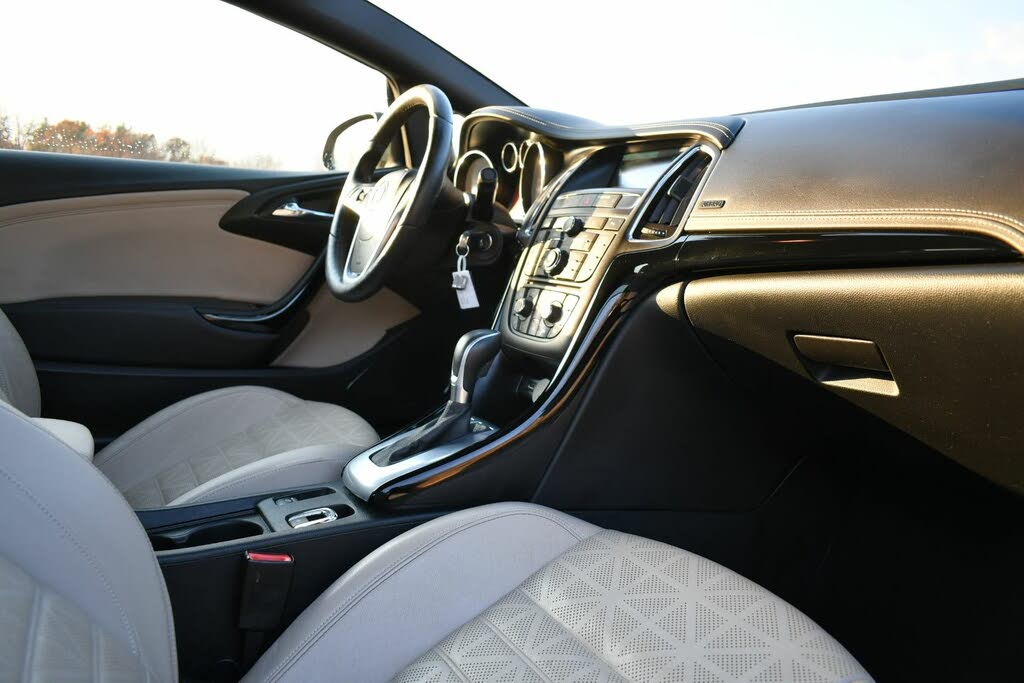 2016 Buick Cascada