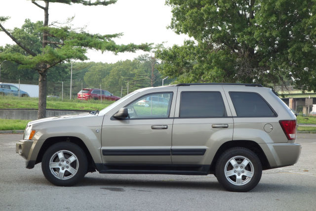 2005 Jeep Grand Cherokee Reviews, Information & Pricing