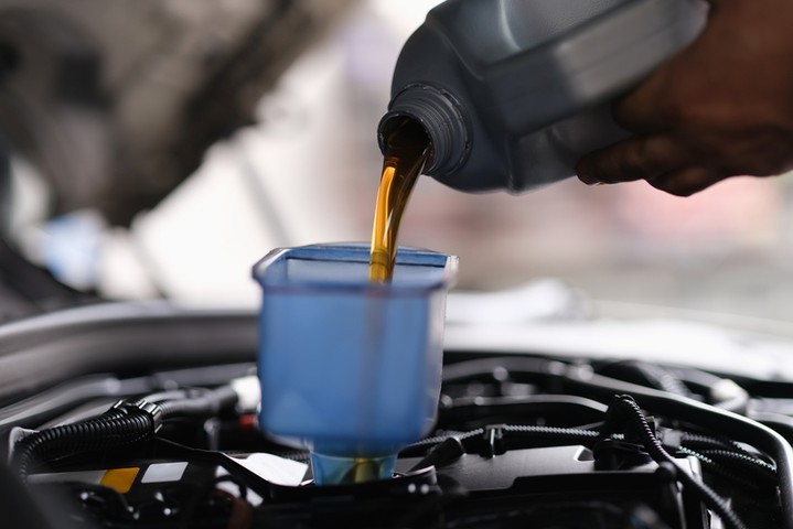 Should You Get Your Oil Changes at a Dealership? Pros, Cons, and What to Consider