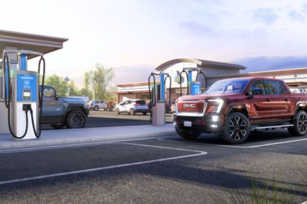 GM and ChargePoint to Launch 500 New EV Charging Stations Nationwide by 2025