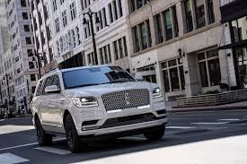 2020 Lincoln Navigator Monochromatic Package: A Bold Black-and-White Design Statement