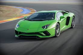 Drive Home a Lamborghini for $5,310/Month with Financing on MotorVero