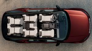 Land Rover Previews Seven-Seat Discovery SUV