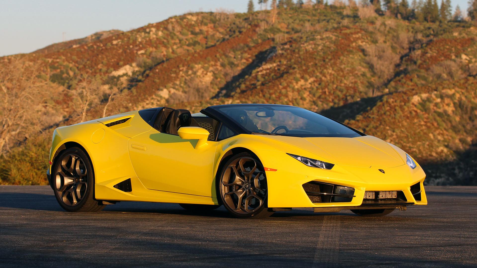 2017 Lamborghini Huracán Rear-Wheel-Drive Spyder Review: Photo Gallery