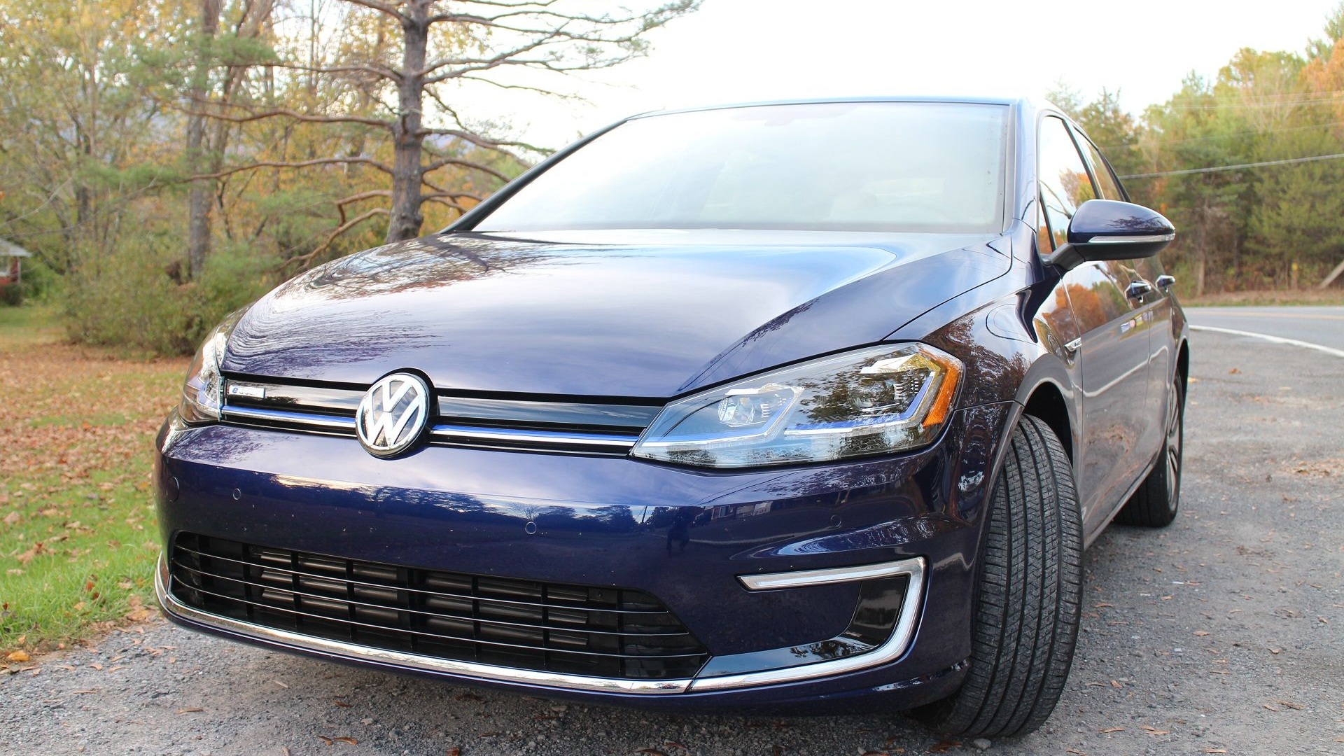 2017 Volkswagen e-Golf Review: First Impressions