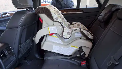2012 Mercedes-Benz M-Class: Car Seat Check
