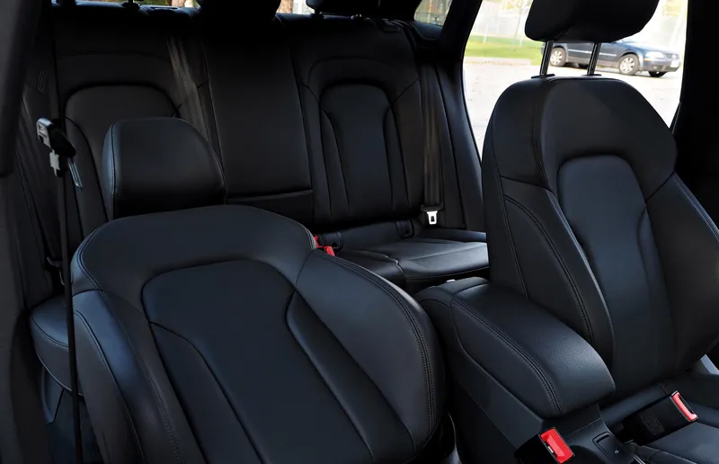 2015 Audi Q3: Car Seat Check